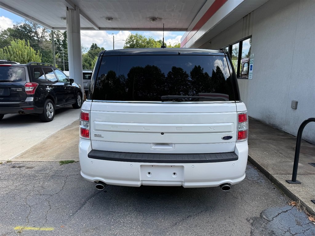 Used 2014 Ford Flex SEL w/ Equipment Group 202A FWD image 11