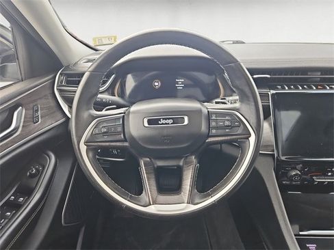 Used 2021 Jeep Grand Cherokee L Limited image 12