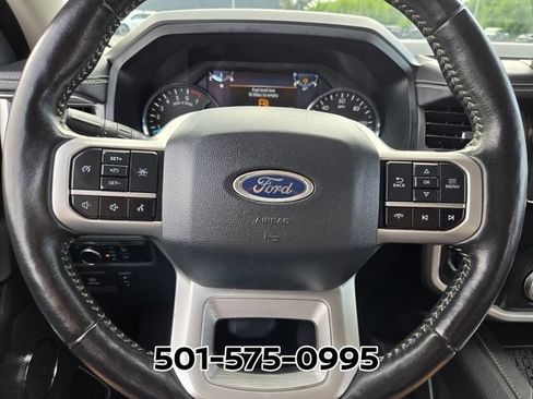 Used 2024 Ford Expedition XLT AWD/4WD image 33