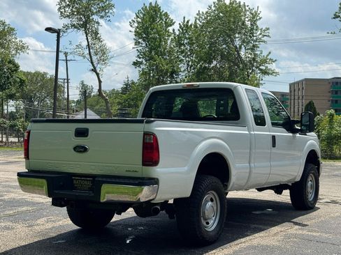 Used 2014 Ford F250 XL w/ Power Equipment Group AWD/4WD image 6