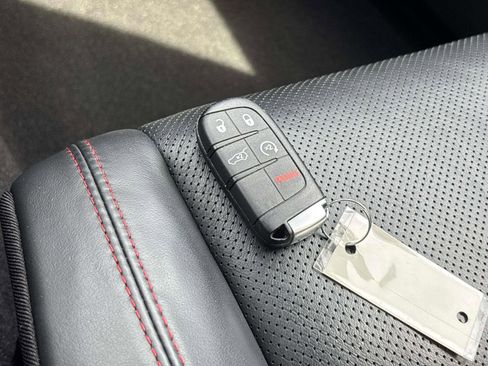 Used 2024 Dodge Durango GT image 23