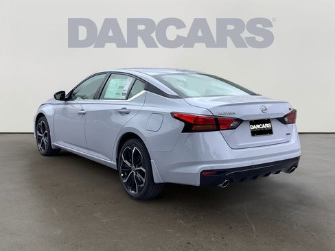 New 2025 Nissan Altima 2.5 SR w/ SR Premium Package image 5