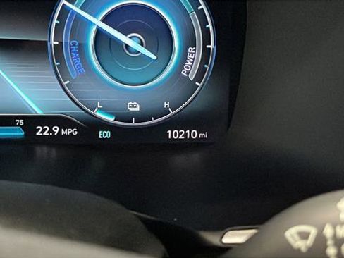 Used 2023 Hyundai Santa Fe Limited w/ Cargo Package image 10