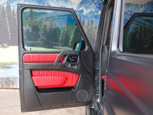 Used 2018 Mercedes-Benz G 63 AMG 4MATIC image 11