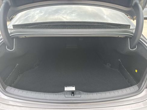 Used 2022 Genesis G80 2.5T image 8