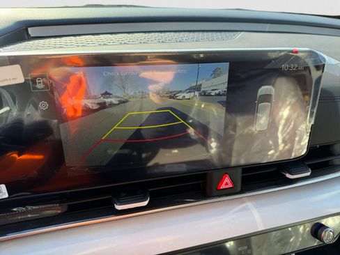 New 2026 Kia Carnival FWD image 21