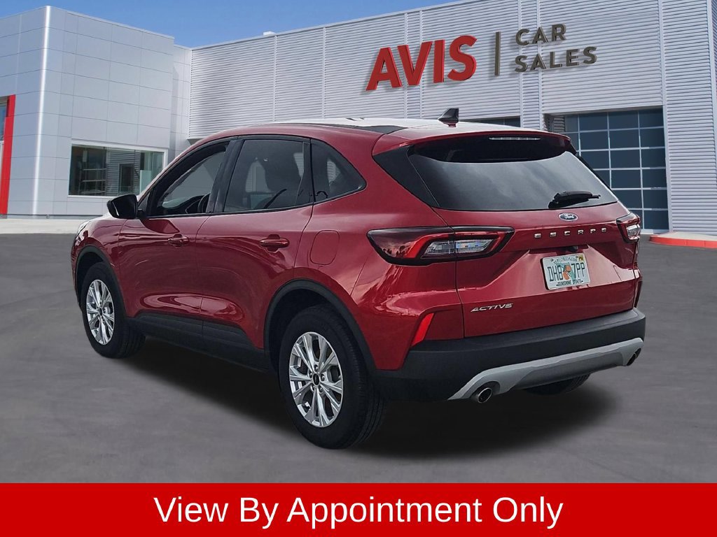 Used 2025 Ford Escape Active FWD image 9