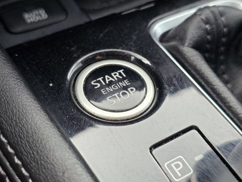 Used 2024 Nissan Kicks SV w/ Interior Electronics Package FWD image 31