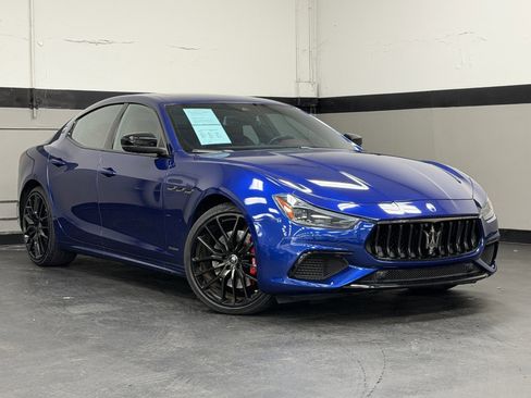 Used 2021 Maserati Ghibli S GranSport image 2