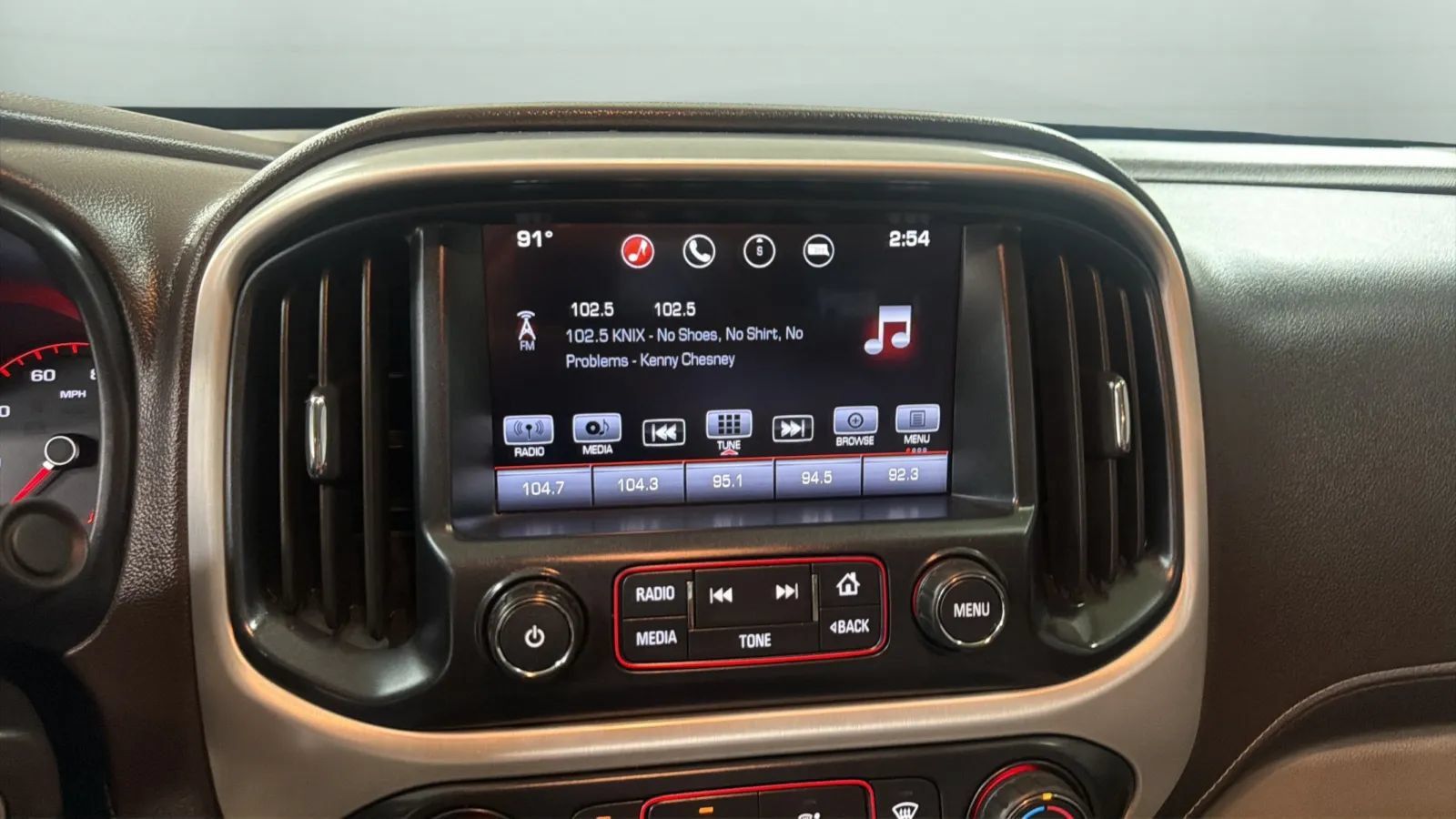 Used 2016 GMC Canyon SLE AWD/4WD image 13