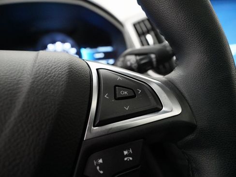 Used 2024 Ford Edge SEL w/ Convenience Package image 19