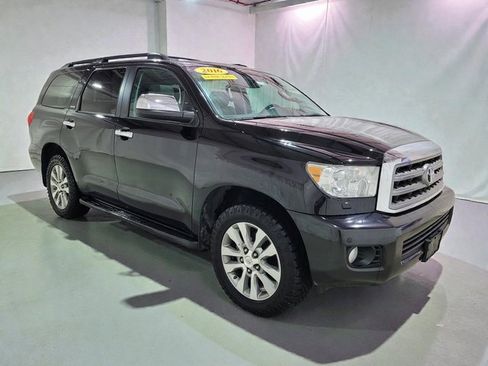 Used 2016 Toyota Sequoia Limited image 2
