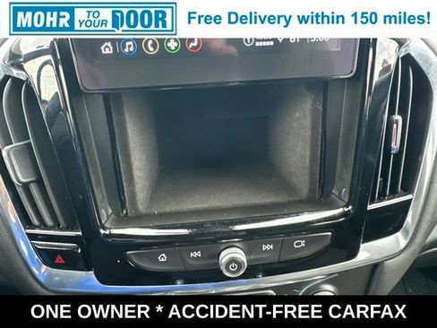 Used 2023 Chevrolet Traverse LT FWD image 42