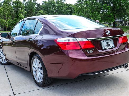 Used 2013 Honda Accord EX image 14