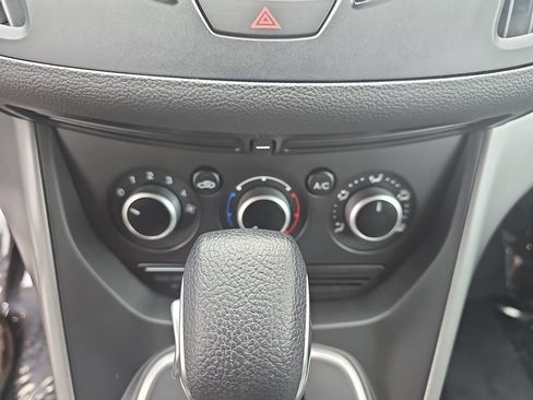 Used 2013 Ford Escape SE AWD/4WD image 25