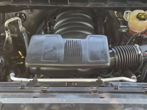 Used 2021 Chevrolet Silverado 1500 Custom Trail Boss w/ LPO, Dark Essentials Package AWD/4WD image 21