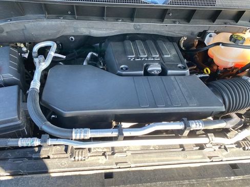 Certified 2024 Chevrolet Silverado 1500 LT AWD/4WD image 21