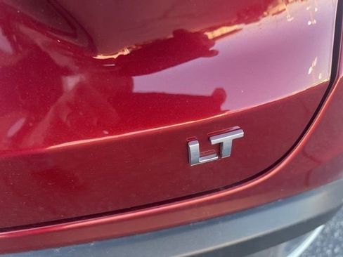 Used 2024 Chevrolet Trax LT w/ LT Convenience Package image 36