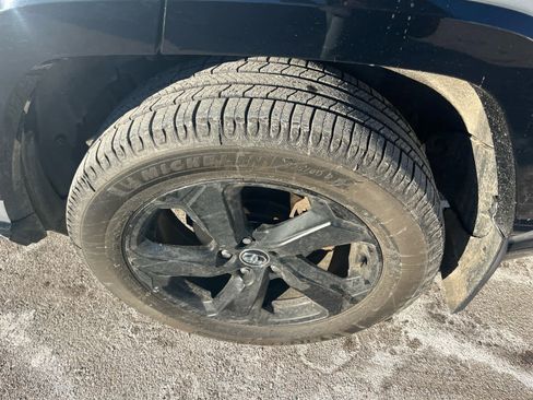 Used 2021 Toyota RAV4 XSE w/ XSE Grade Weather Package image 6