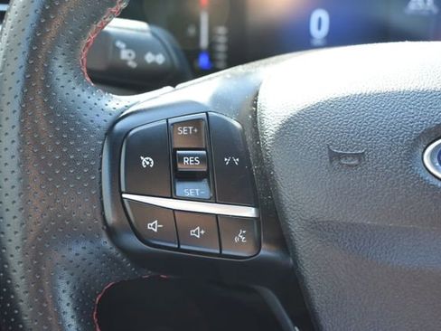 Used 2023 Ford Escape ST-Line AWD/4WD image 22