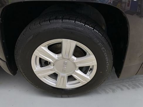 Used 2015 GMC Terrain SLE AWD/4WD image 19