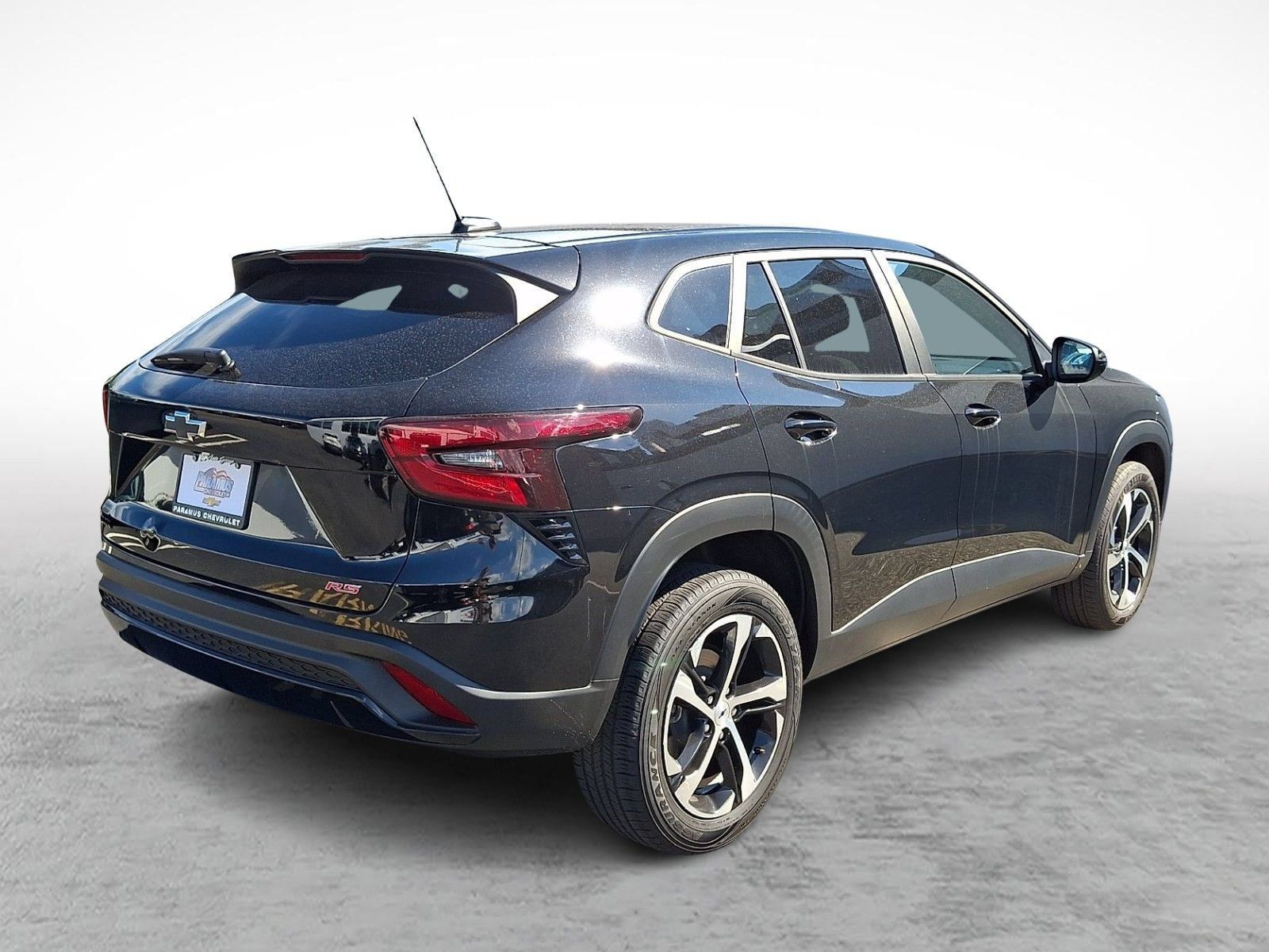 Certified 2024 Chevrolet Trax RS w/ Driver Confidence Package FWD image 6