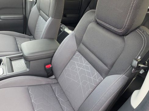 New 2026 Nissan Frontier SV image 20