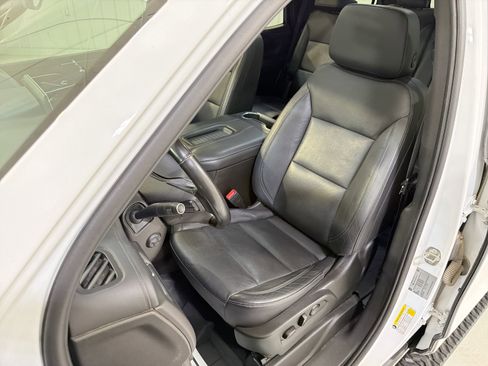 Used 2021 Chevrolet Tahoe Z71 w/ Z71 Signature Package image 10