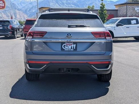 Used 2020 Volkswagen Atlas Cross Sport SEL FWD image 4