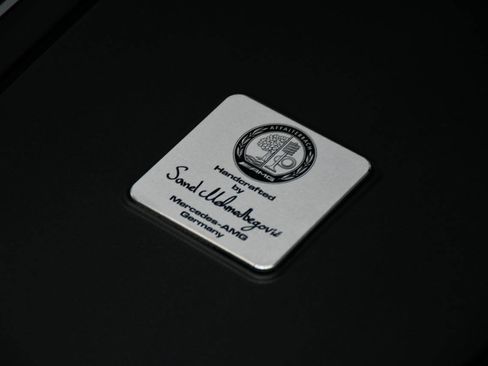 Used 2018 Mercedes-Benz AMG GT S image 16