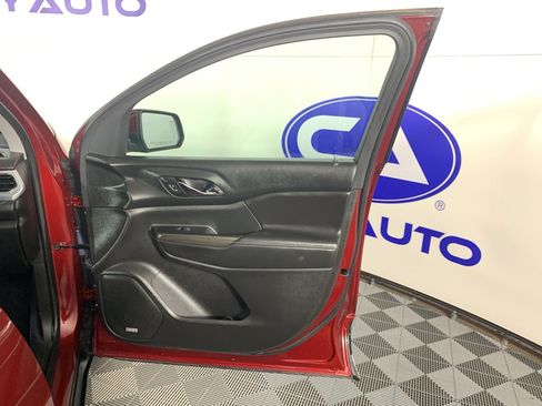 Used 2017 GMC Acadia SLT image 41