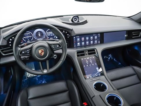 Certified 2025 Porsche Taycan 4 Cross Turismo image 18