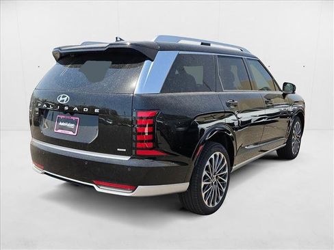 New 2026 Hyundai Palisade Calligraphy image 2