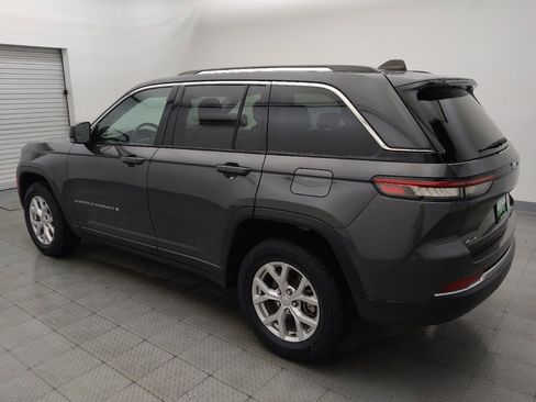 Used 2023 Jeep Grand Cherokee Limited AWD/4WD image 3