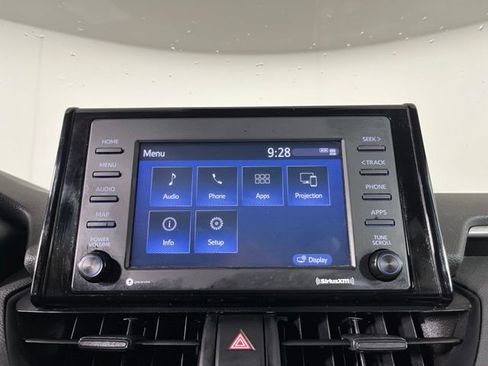 Used 2022 Toyota RAV4 XLE w/ Convenience Package AWD/4WD image 28