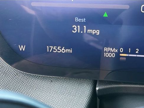Used 2025 Buick Enclave Preferred FWD image 39