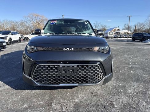 Used 2023 Kia Soul EX image 11