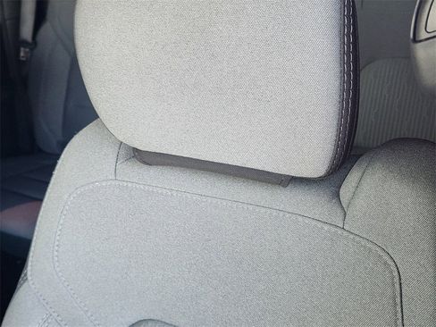 Used 2024 RAM 1500 Big Horn image 16