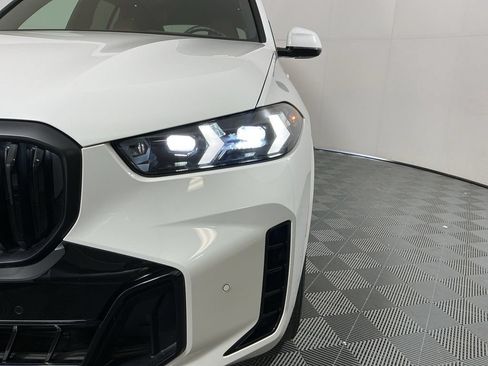 Certified 2026 BMW X5 xDrive50e w/ M Sport Package AWD/4WD image 29