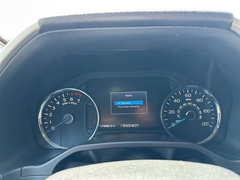 Used 2016 Ford F150 Lariat w/ Equipment Group 501A Mid image 10