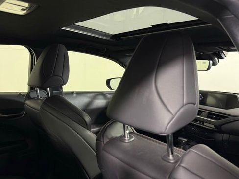 Used 2019 Lexus UX 250h F Sport w/ F Sport Premium Package image 27