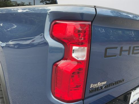 Used 2024 Chevrolet Silverado 2500 LT w/ Texas Edition AWD/4WD image 27