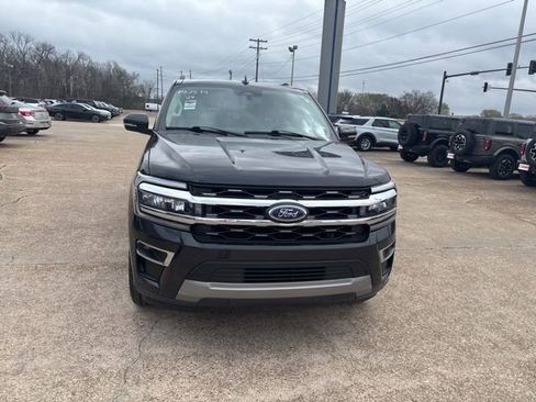 Certified 2024 Ford Expedition Max Limited image 4