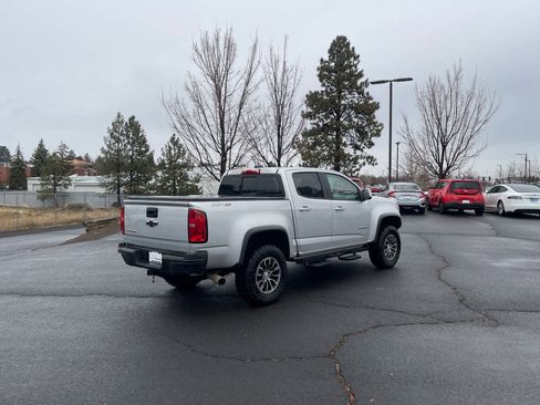 Used 2019 Chevrolet Colorado ZR2 image 2