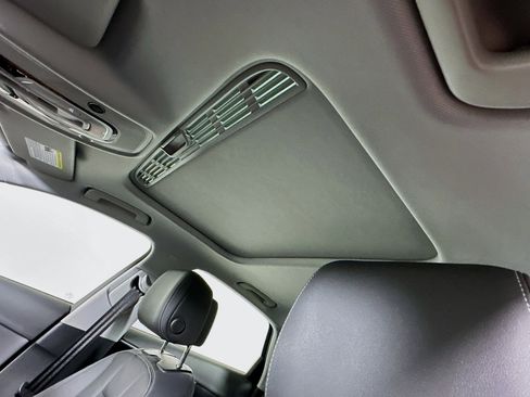 Used 2023 Audi A4 2.0T Premium w/ Convenience Package image 25