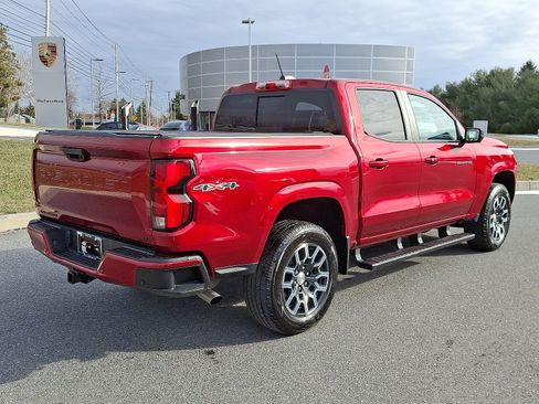 Used 2023 Chevrolet Colorado LT w/ LT Convenience Package III image 7
