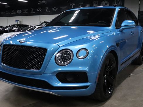Used 2019 Bentley Bentayga image 1