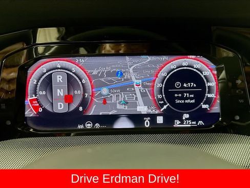 Used 2025 Volkswagen GTI SE FWD image 17