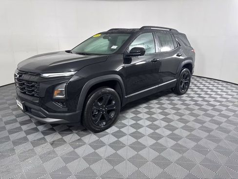 New 2026 Chevrolet Equinox LT w/ Midnight Edition FWD image 7