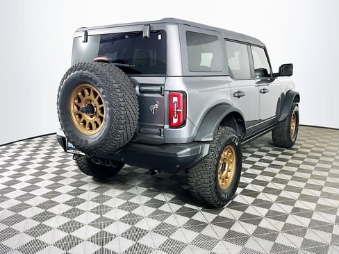 Used 2024 Ford Bronco Badlands image 7